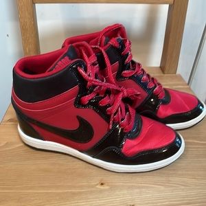 Nike Force Dunk Sky Hi Red and Black Sneakers - 8.5 USED